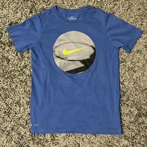 2/$10 ⚡️ Nike Dri Fit Tee - Boys M